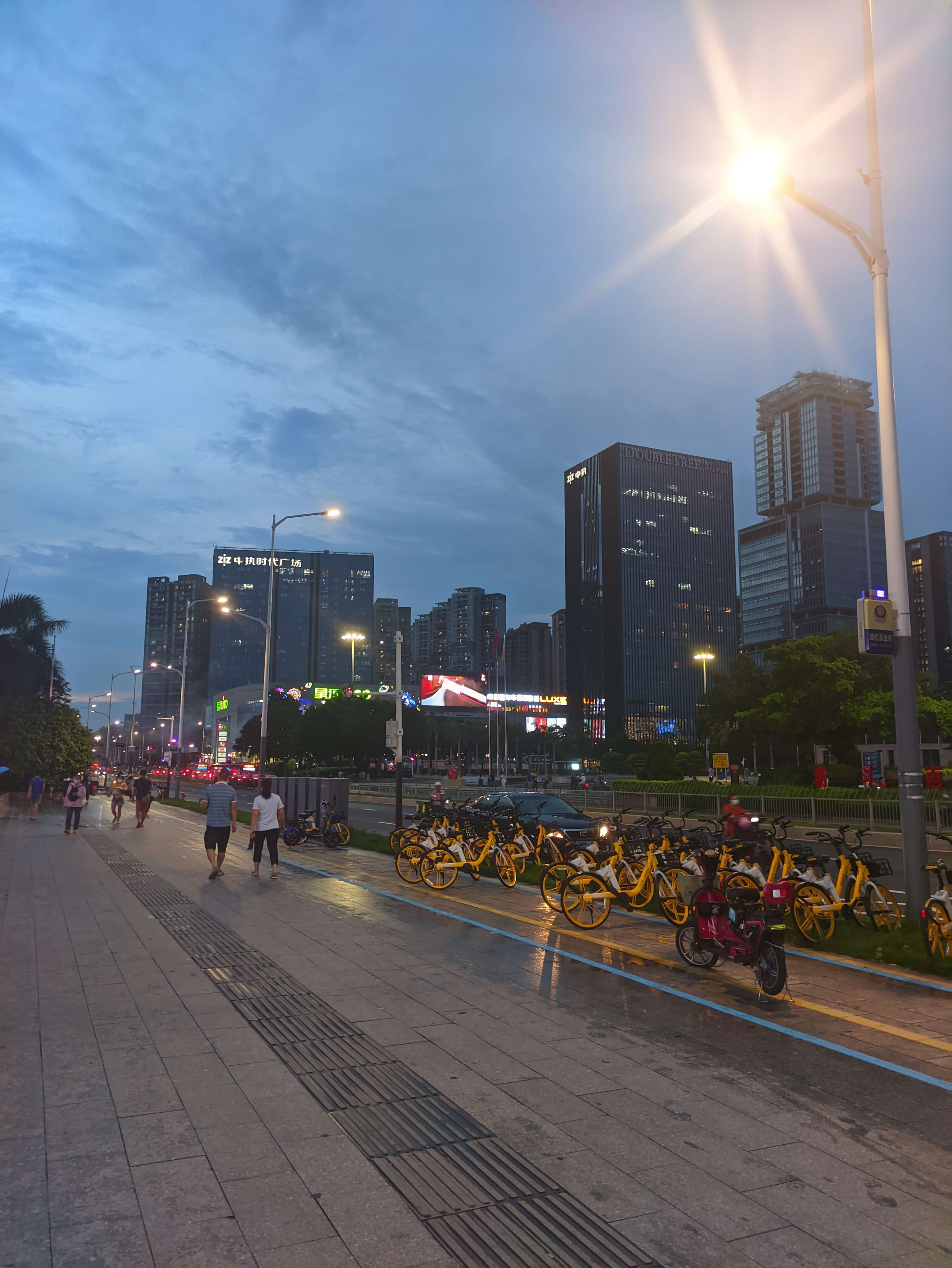 大雨过后的东环二路